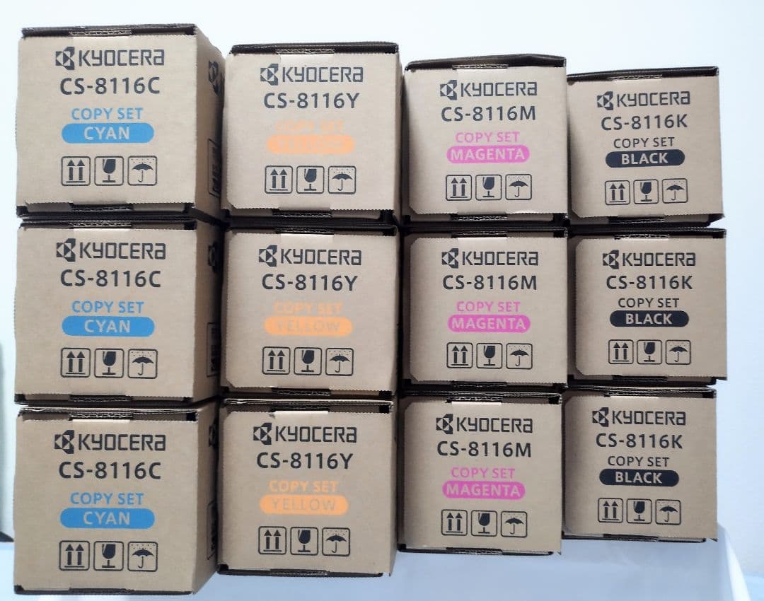 匿名配送・新品/未使用品　京セラ 国内純正トナー CS-8116 4色 x 3