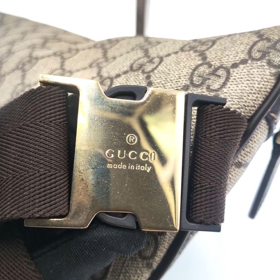 GUCCI グッチ　GGスプリーム　ウエストバッグ　233269・520981