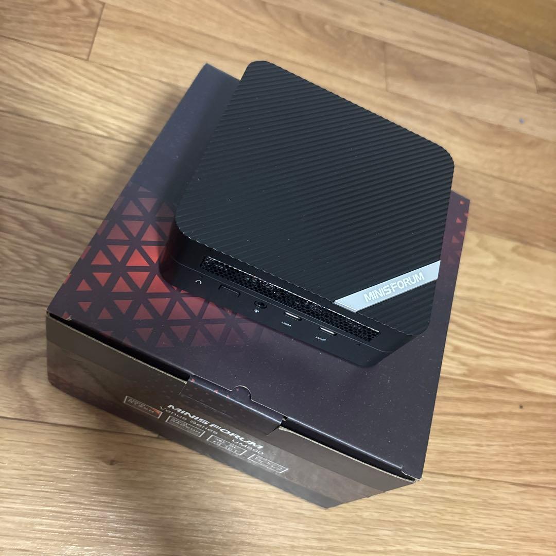 【ミニPC】 MINIS FORUM UM690 16GB/512G