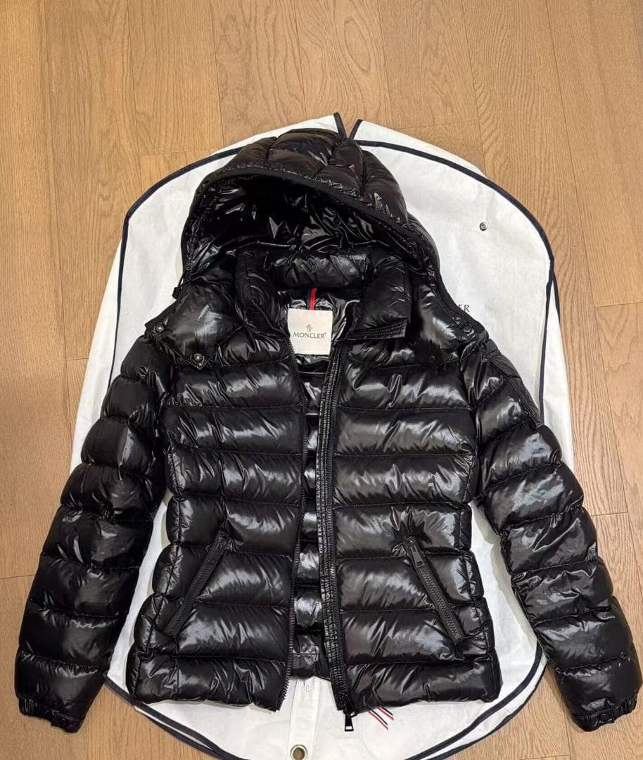 ブラック フード付きダウンジャケット~~