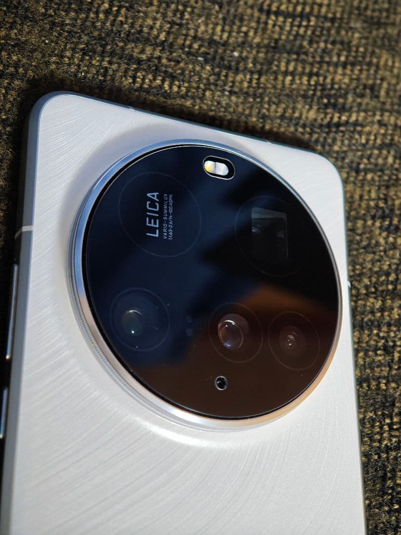 Xiaomi 15 Ultra 12/256GB 中国版 ホワイト