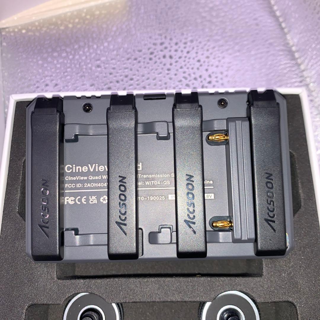 ビデオカメラ Q3763 Accsoon CineView Quad