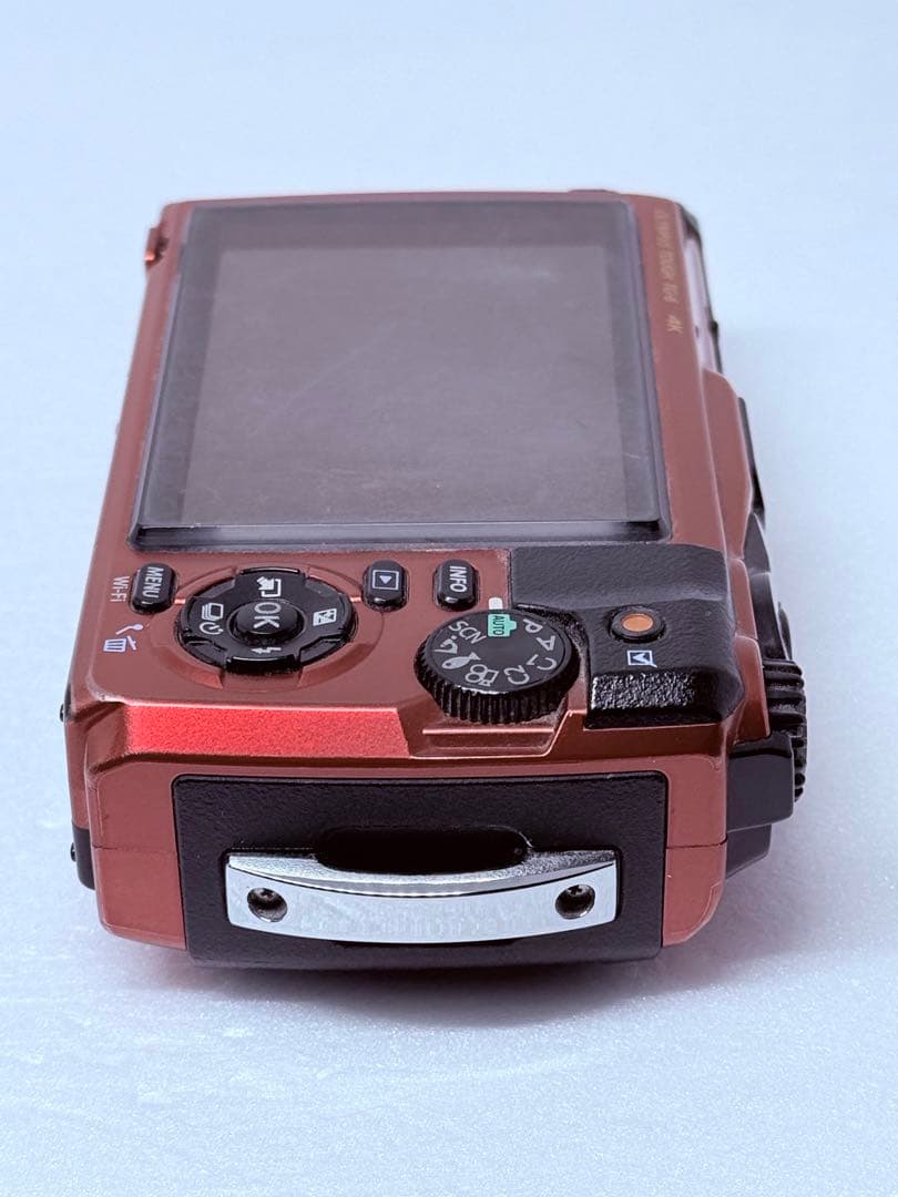 OLYMPUS TG-6 レッド 動作確認済 防水 防塵 耐衝撃 4K コンデジ