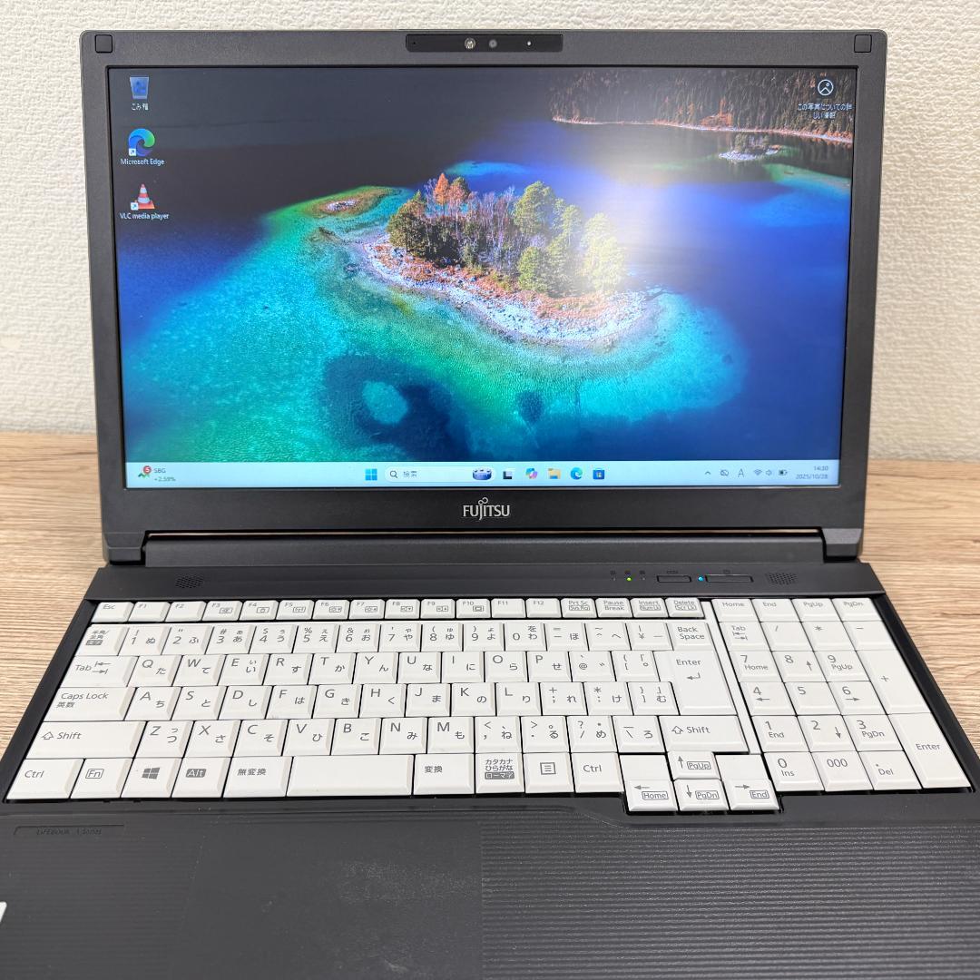 週末特価★LIFEBOOK A5510/DX i5 第10世代 8GB/500