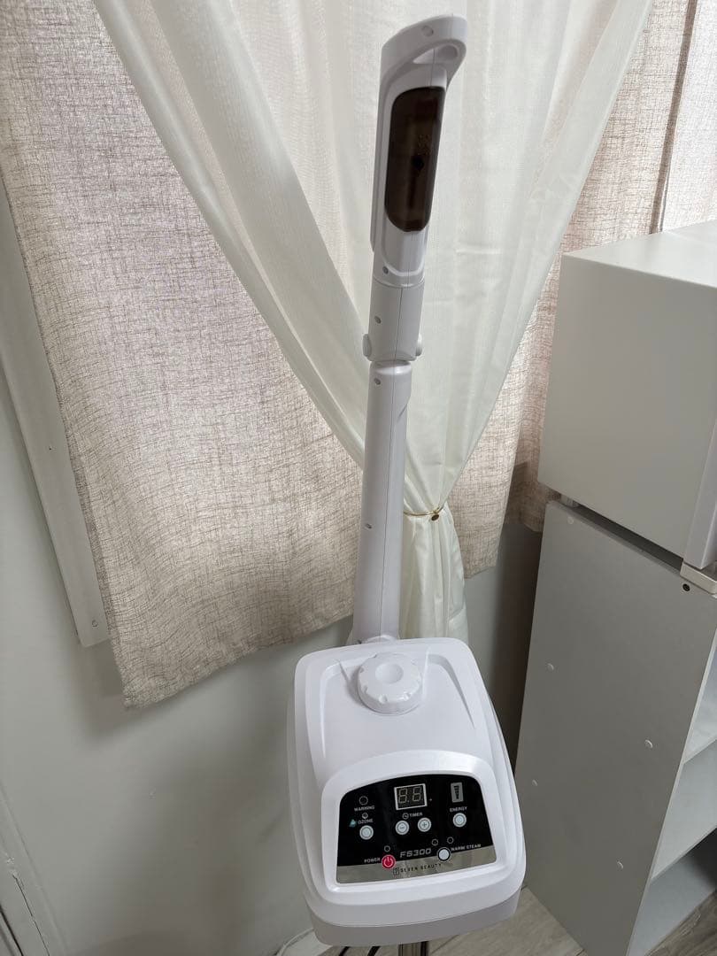 ホワイト フェイススチーマー デジタル表示