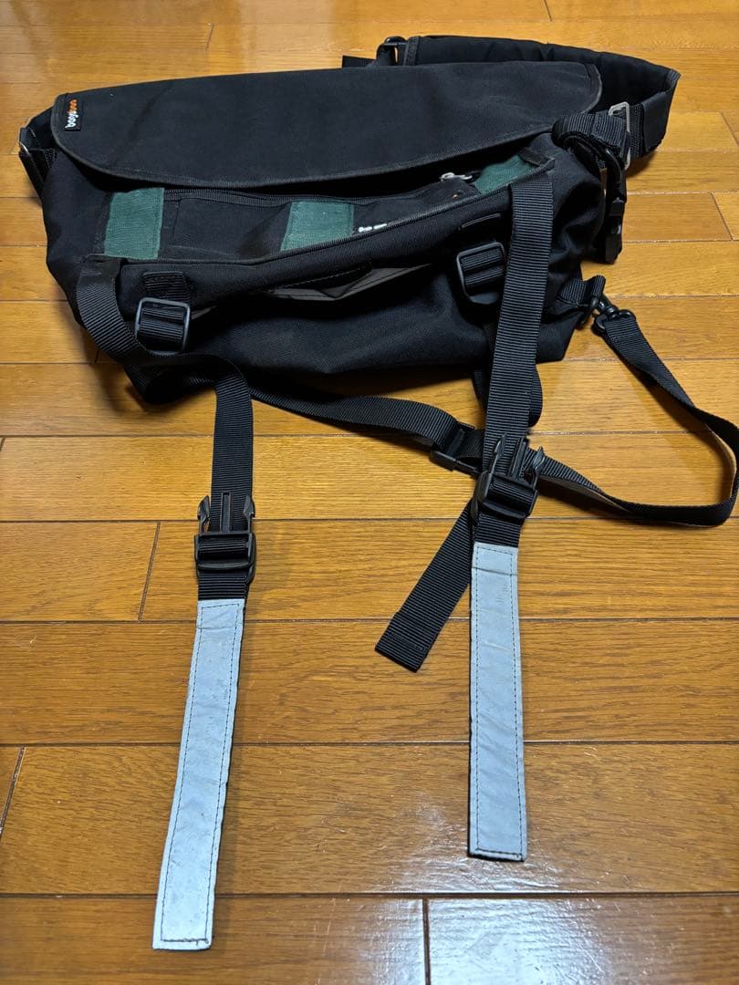 bagaboo メッセンジャーバッグ　ブルーラグ　バガブー　bluelug