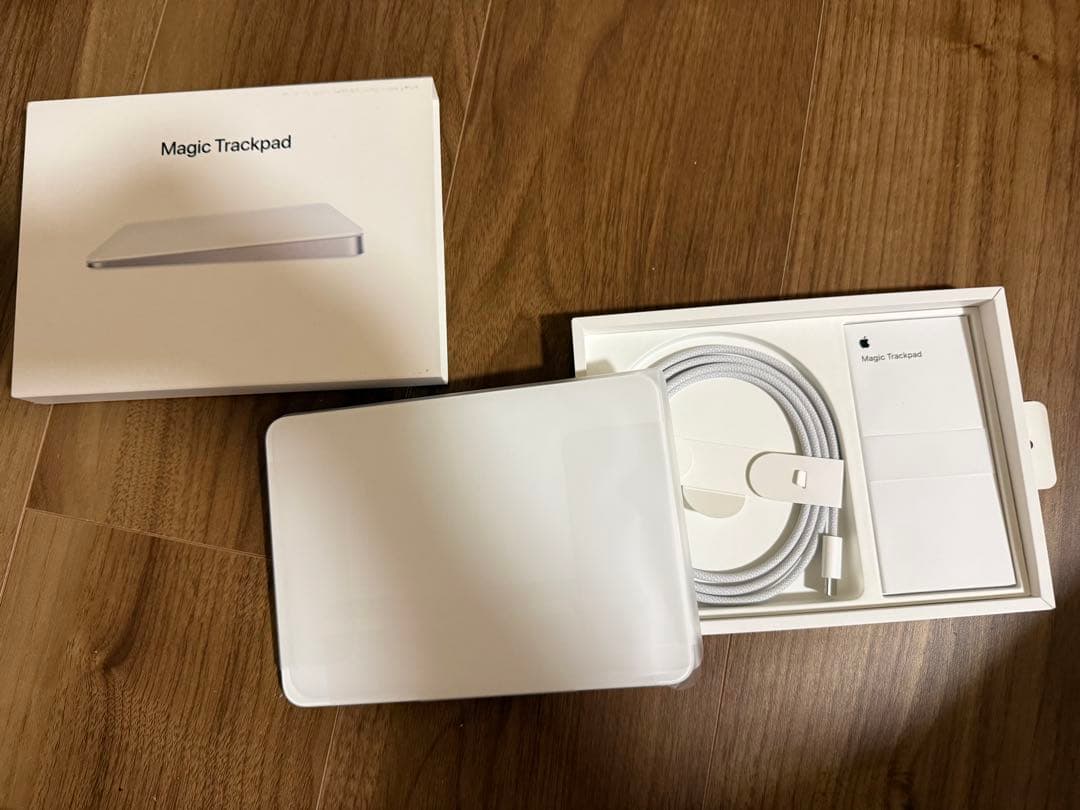 美品！Apple Magic Trackpad 3 - ホワイト 箱・ケース付