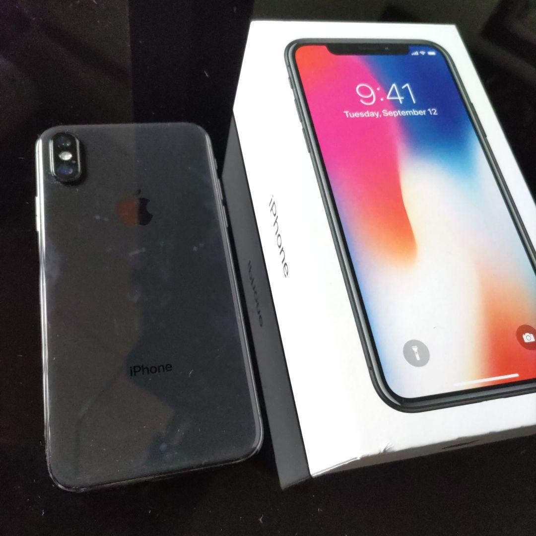 Apple iPhone X 256GB スペースグレー　中古品