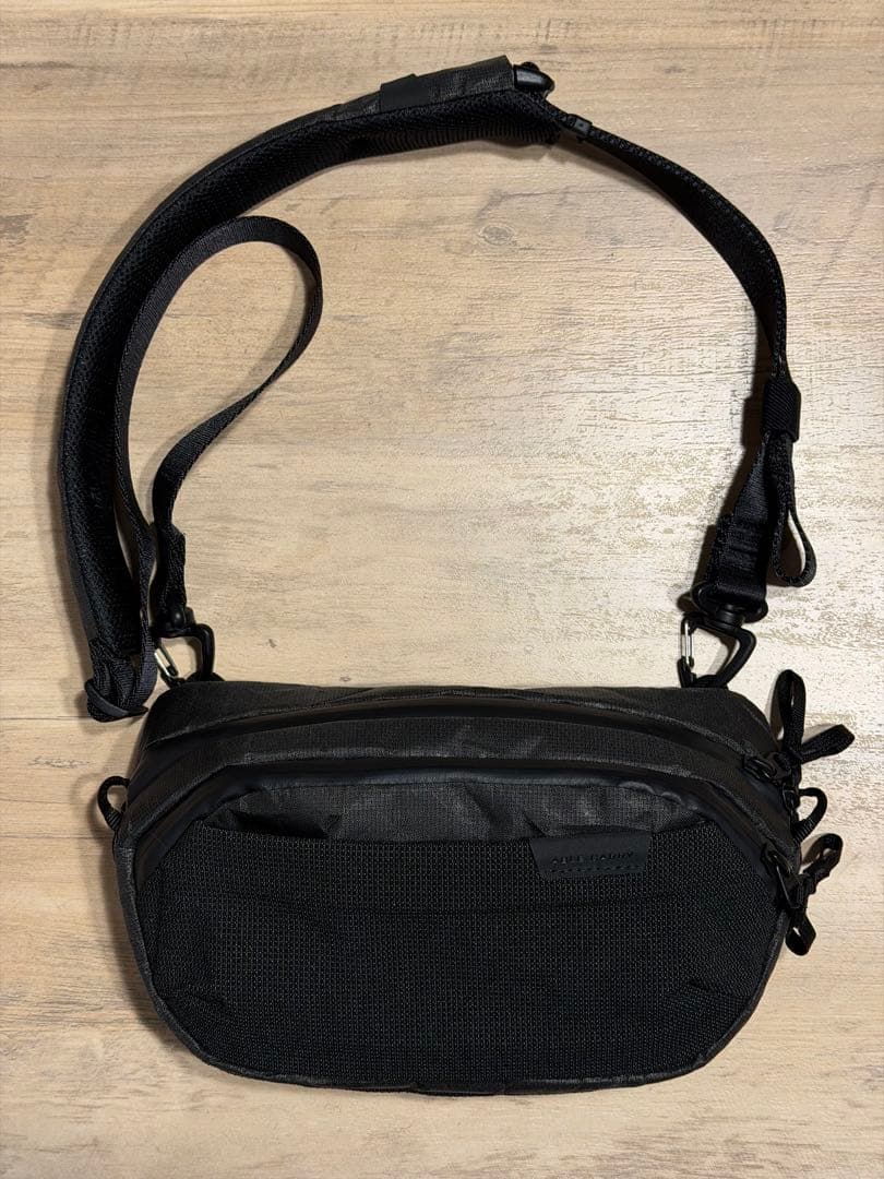 【 Able Carry 】 Core Sling - Ultra Black