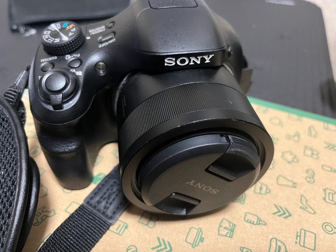 【美品】ソニー　コンパクトデジカメ　DSC-HX400V