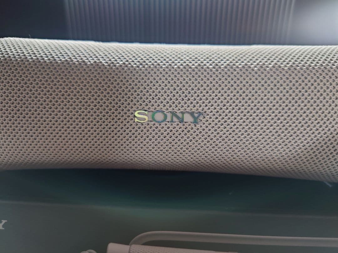 SONY ULT FIELD 1 オフホワイト