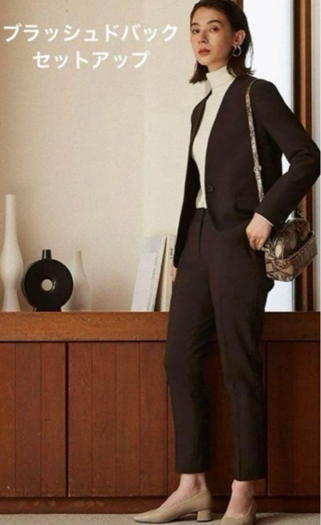 プラステ　ブラッシュドバックノーカラージャケット　パンツ　セットアップ