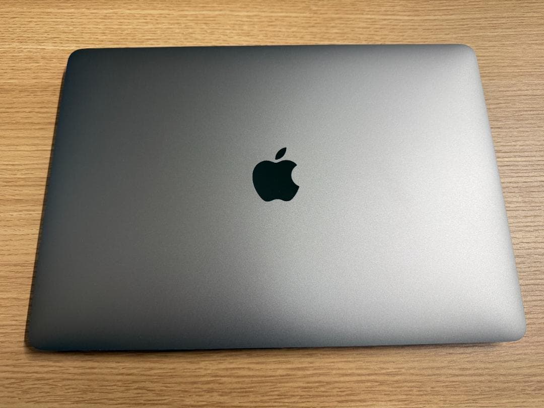 MacBook Pro (13-inch, M2, 2022) ほぼ新品