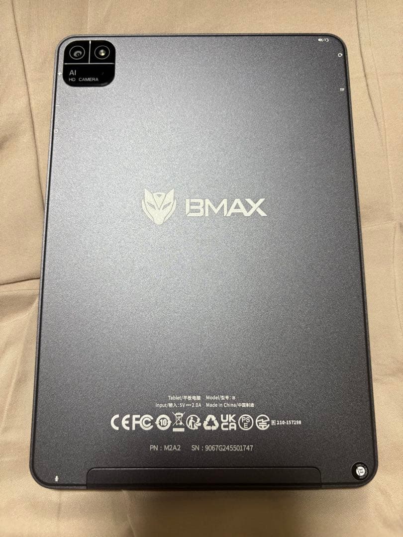 BMAX I8 7.9インチ Android 14 タブレット（ケース付き）