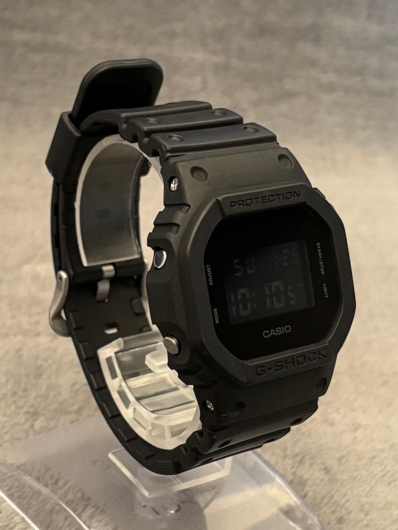 CASIO G-SHOCK DW-5600BB 電池新品交換済み