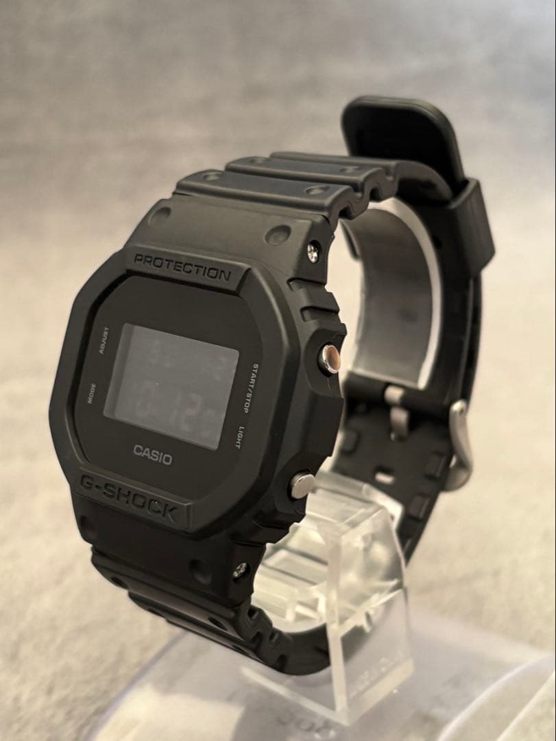CASIO G-SHOCK DW-5600BB 電池新品交換済み