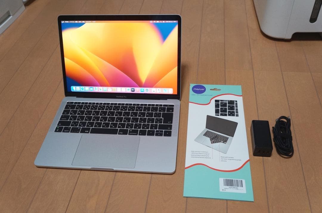 MacBook本体 MacBook Pro 13 i5 16G 256G Window Office