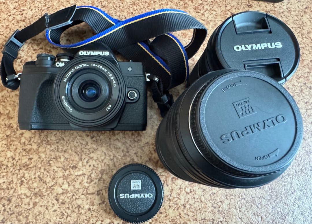 オリンパス OM-D E-M10 Mark Ⅲ ズームキット ＆ 望遠レンズ