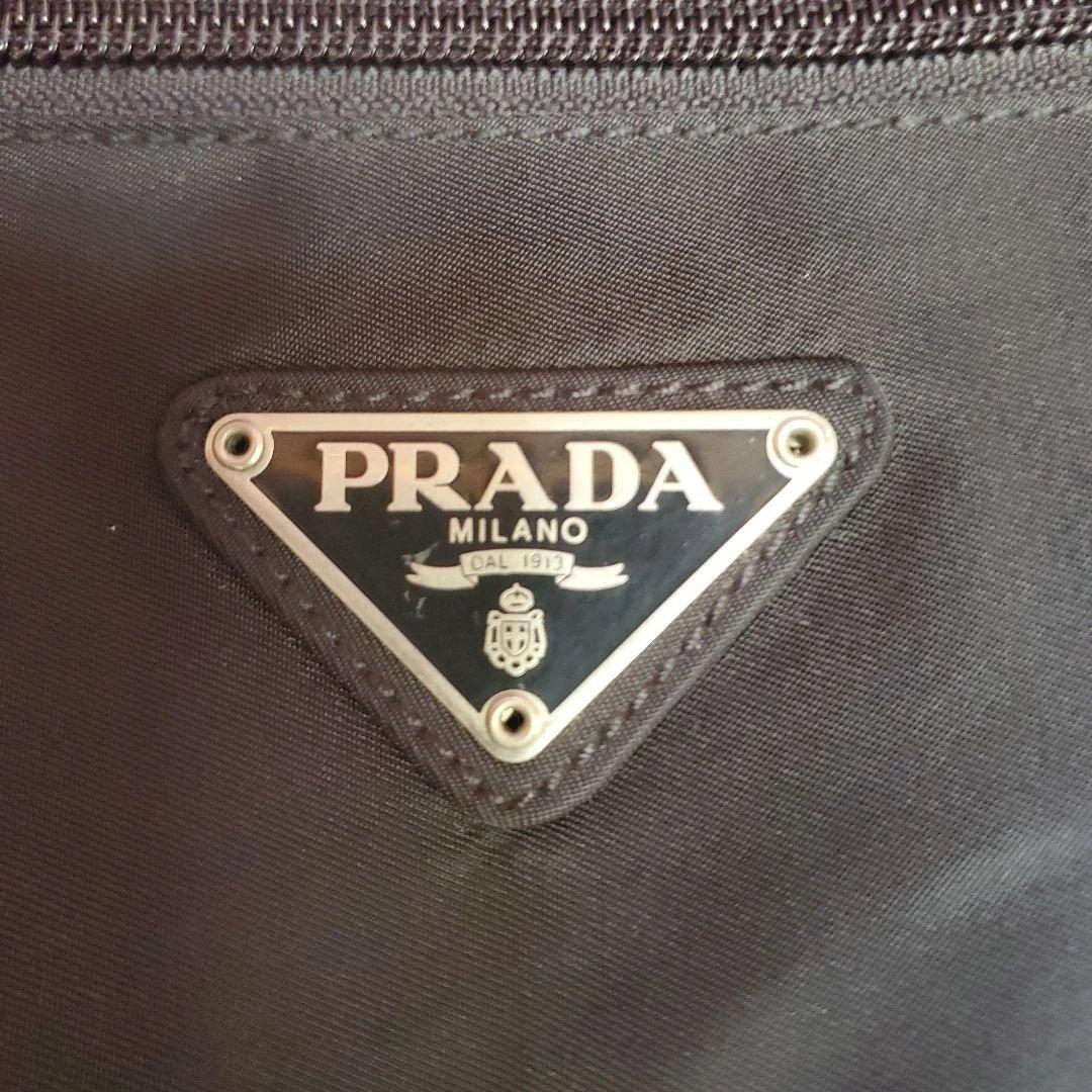 PRADA　折り畳みタイヤ付ナイロンキャリーバック