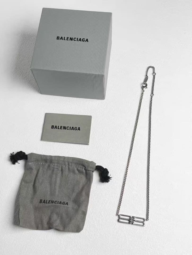 BALENCIAGA バレンシアガ チェーンネックレス 新品同様