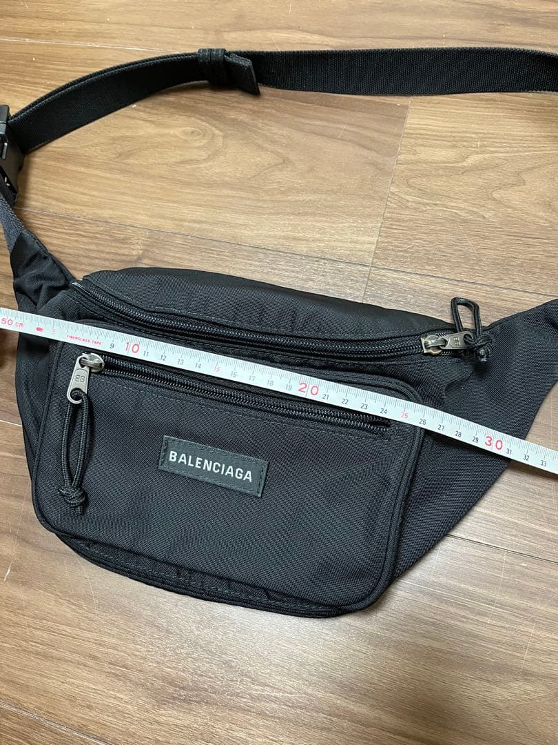 BALENCIAGA ボディバッグ ブラック