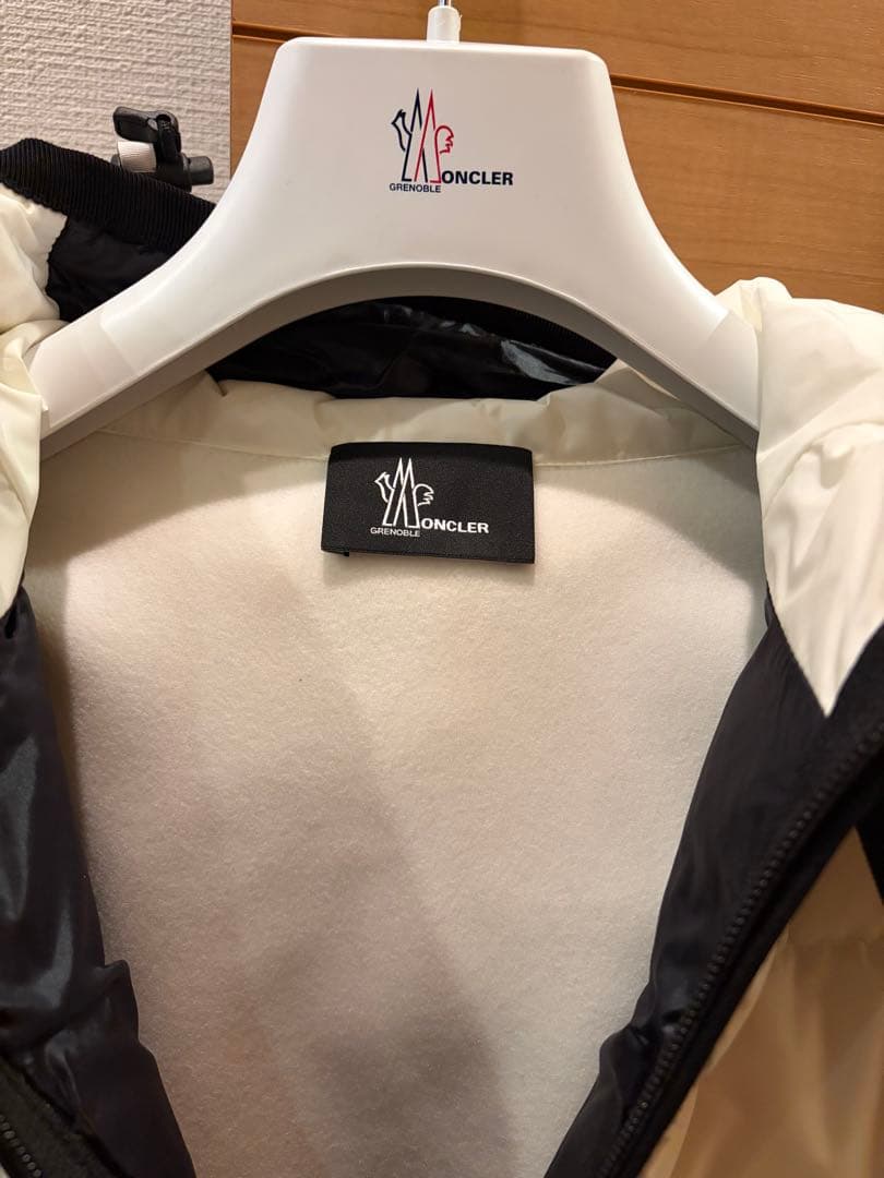 ◎高級ラインMONCLER GRENOBLE 美品◎