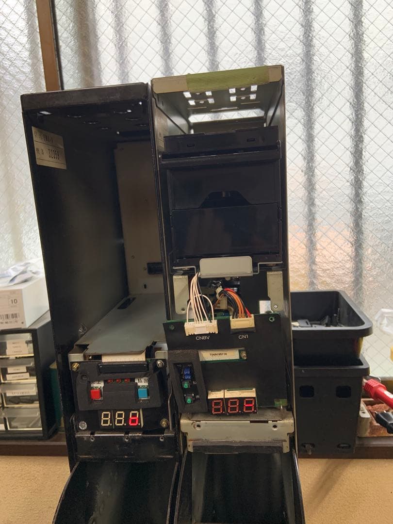 両替機　EMS-7 中古識別機　ビルバリ