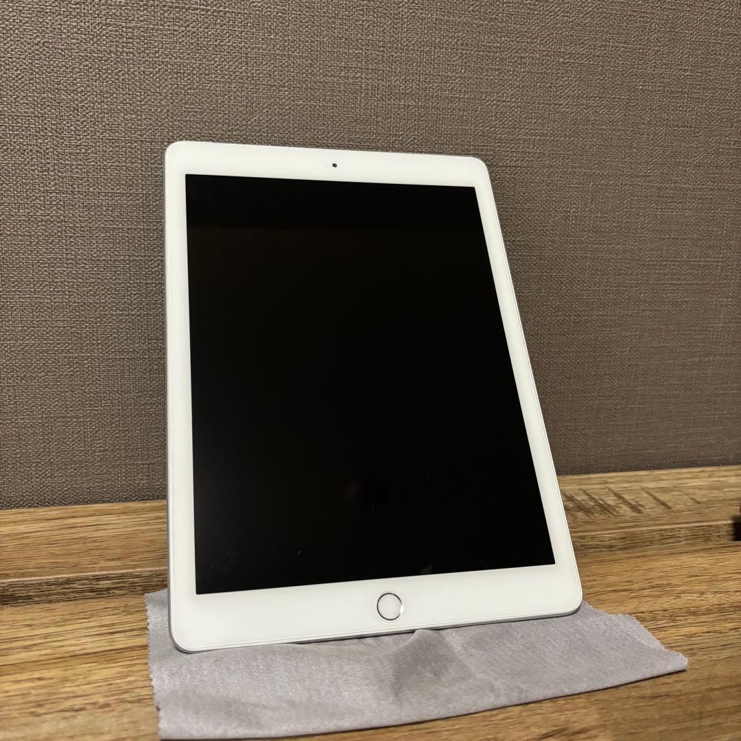 Apple iPad 第6世代 WiFi Cellular 128GB