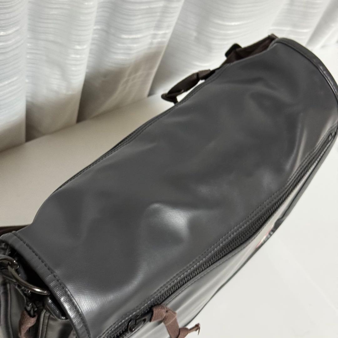 ⭐️未使用級⭐️ラゲッジレーベル　メッセンジャーバッグ　赤バッテン