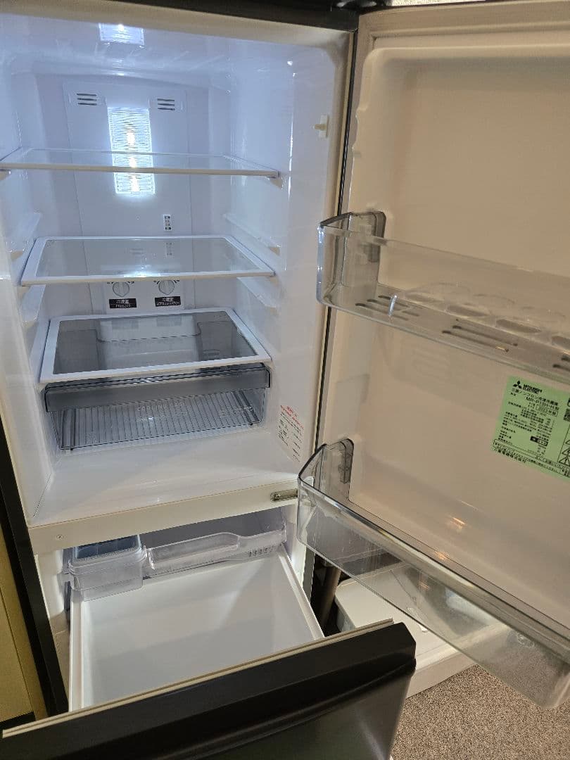 三菱ノンフロン冷凍冷蔵庫146L 2023年製