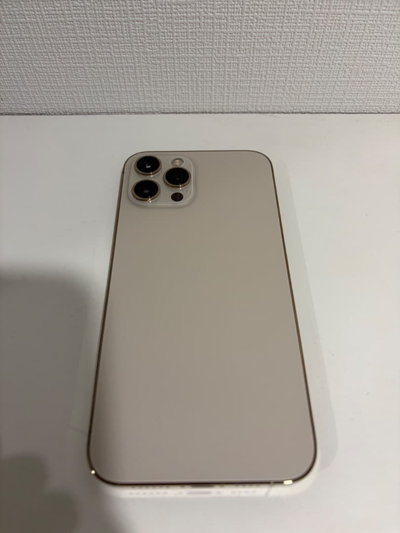 【美品】iPhone12promax 256GB ゴールド