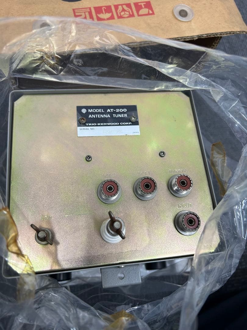 TRIO AT-200 アンテナチューナー