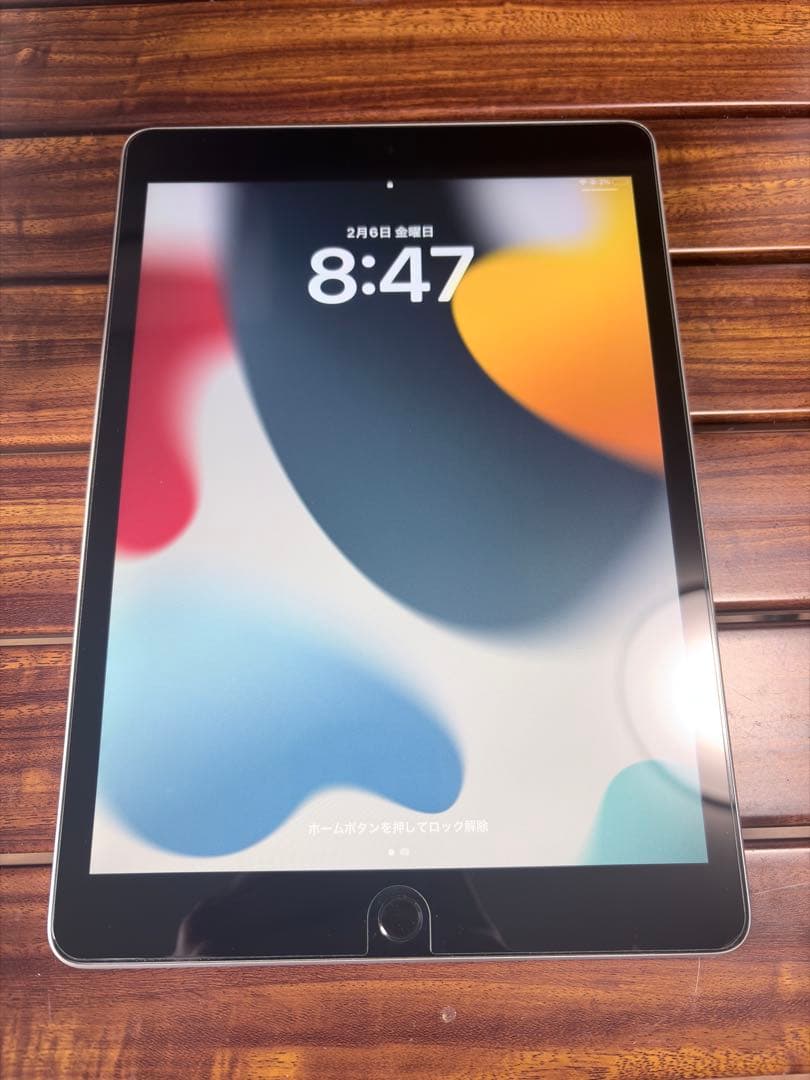 Apple iPad 10.2インチ シルバー 本体　第9世代