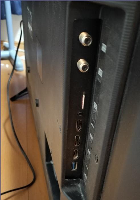 Hisense　ハイセンス 43型液晶テレビ 43A6100 2019年製