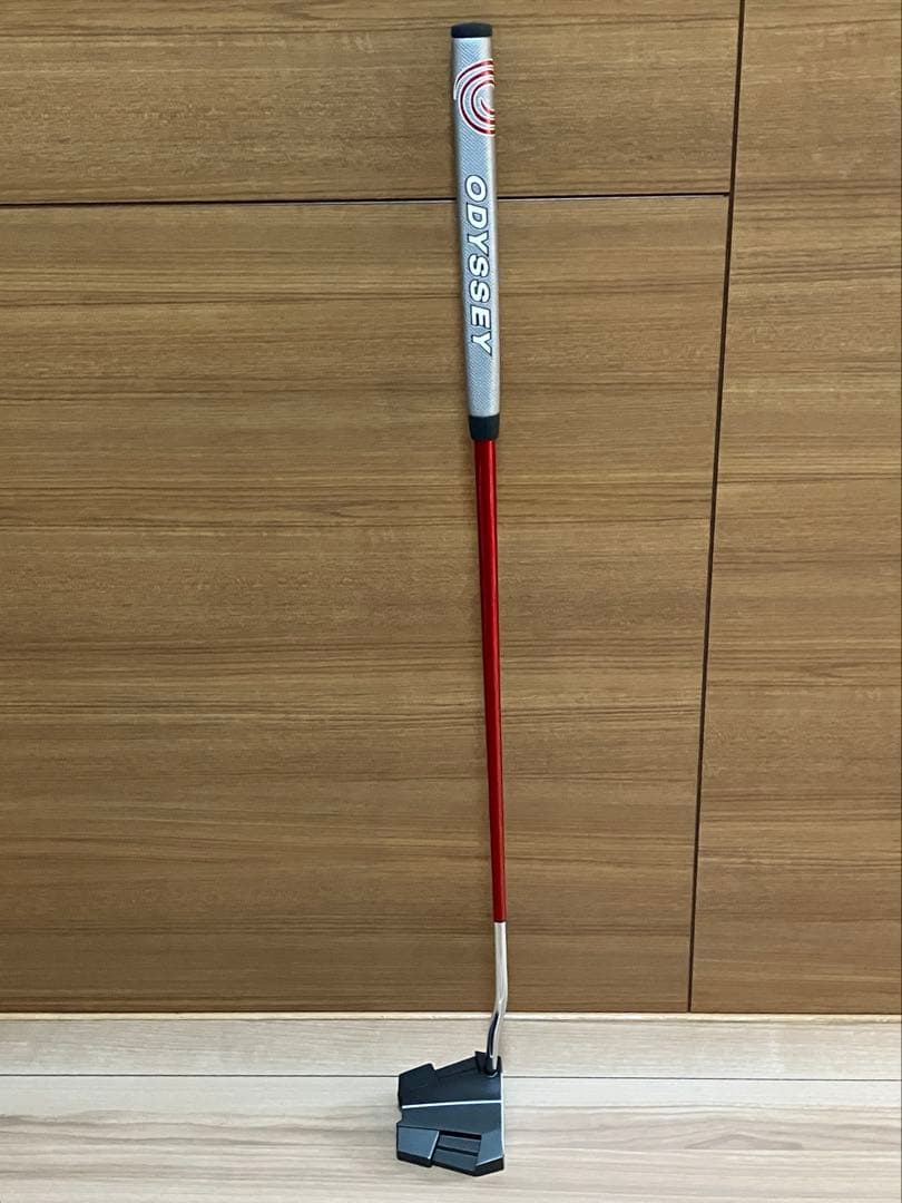 ODYSSEY ELEVEN TOUR LINED パター