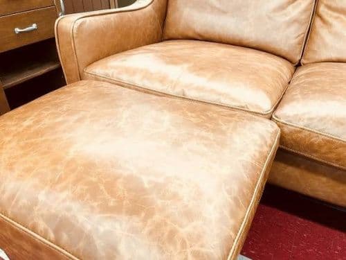 【unico】ウニコ CLAD(クラード)　本革オットマン　42,800円