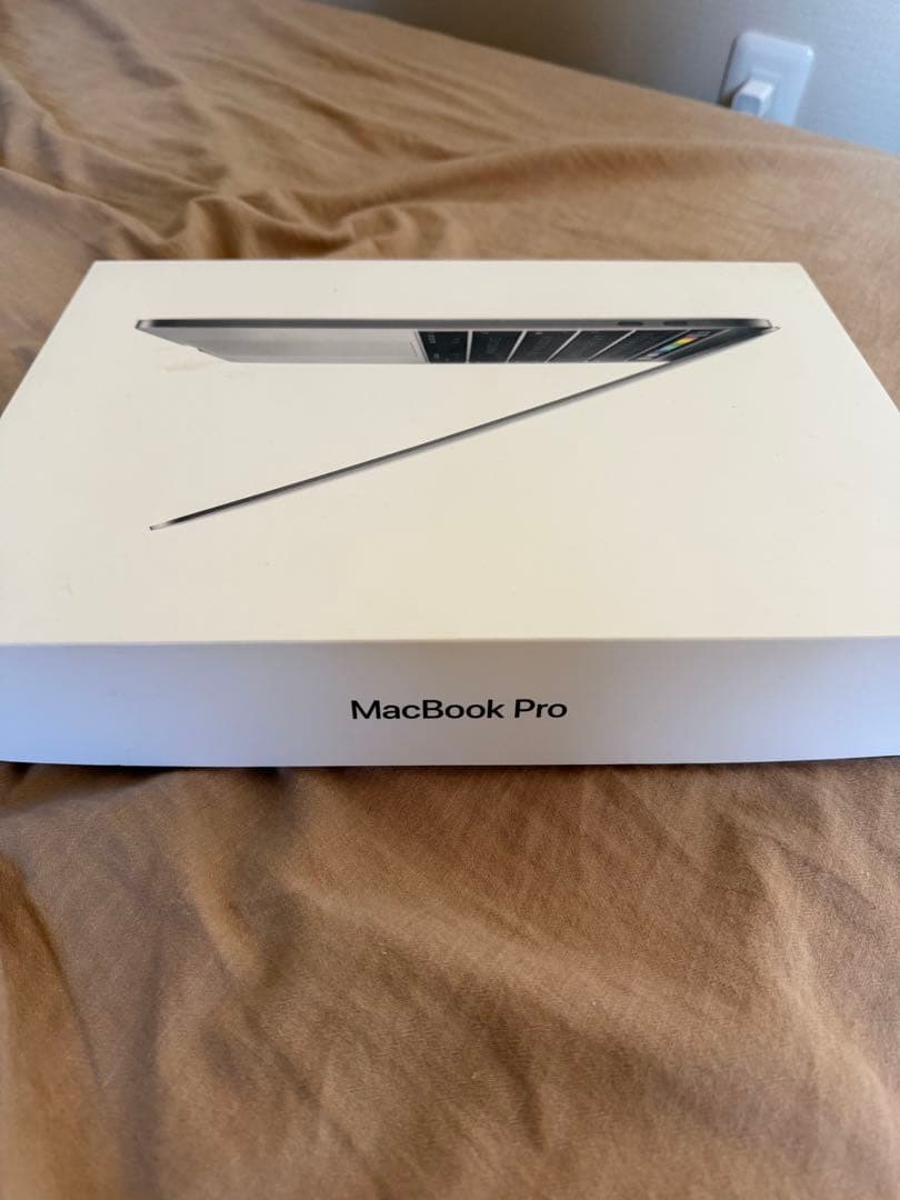 ジャンク品　 MacBook Pro 13インチ スペースグレー