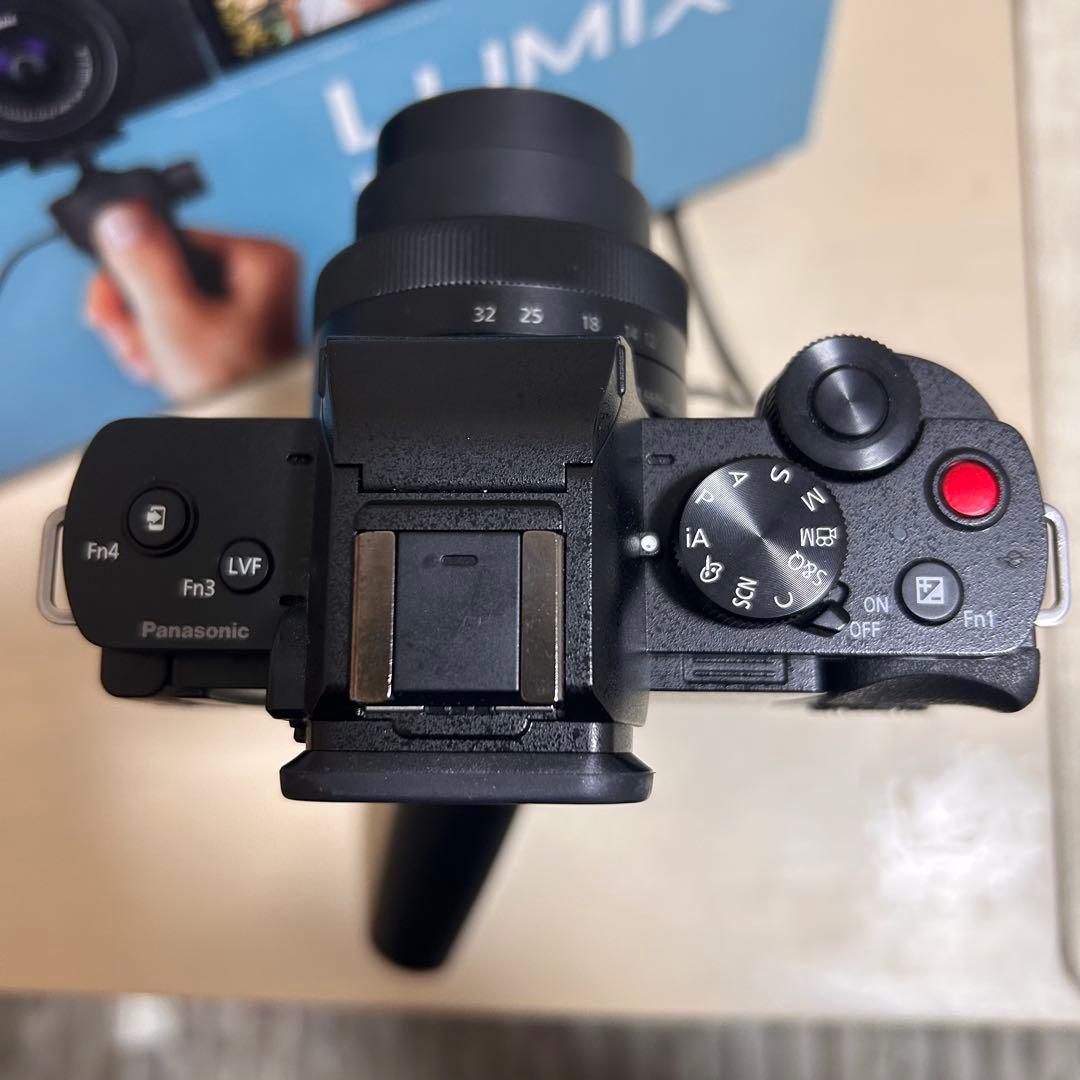 【美品】LUMIX DC-G100V ミラーレス コンパクト一眼