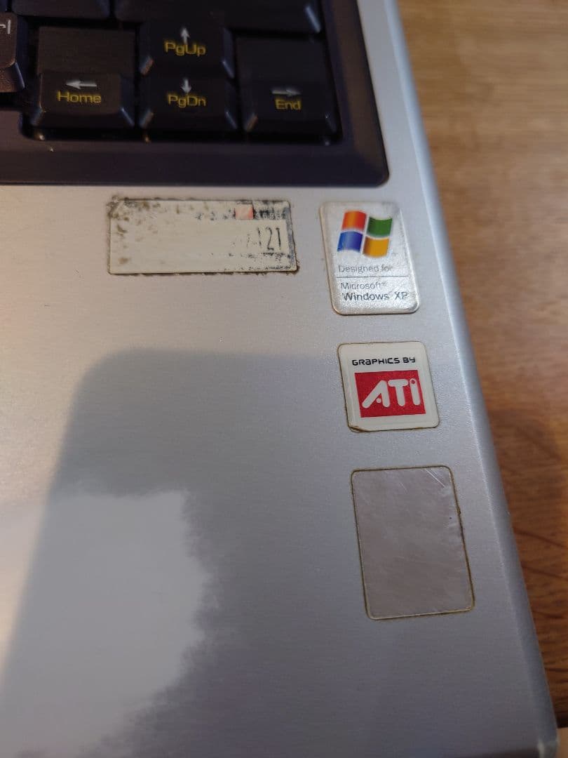 NEC LaVie Windows XP ノートPC