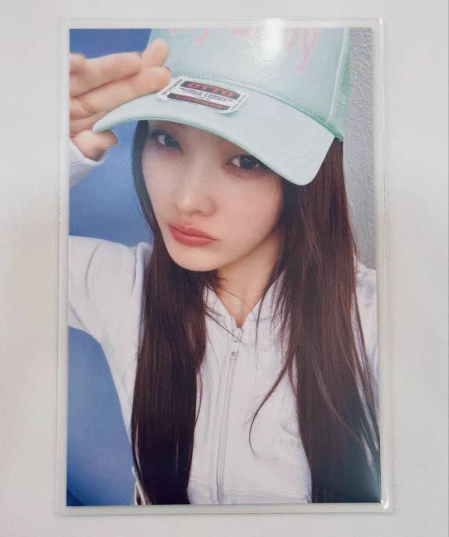 illit イロハ NOTCUTEANYMORE サノク 限定 トレカ