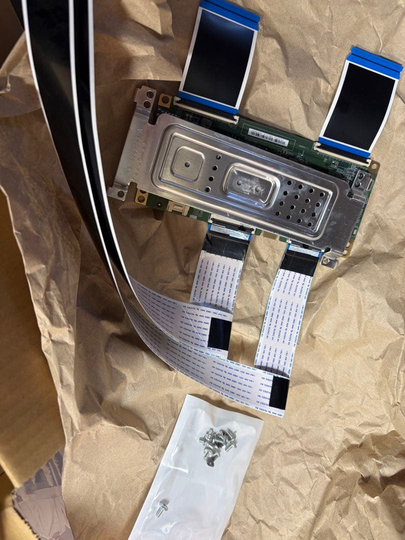 東芝　REGZA 65Z570K 基板やケーブル類　テレビ　レグザ