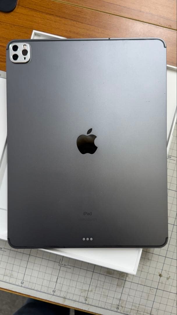 美品12.9インチ iPad Pro 1TB 第4世代 SIMフリー おまけ付