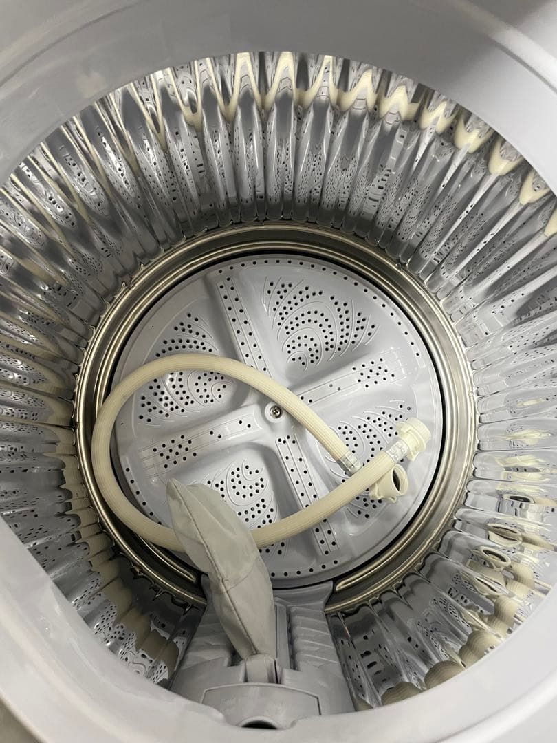 【送料込み】シャープ 全自動縦型洗濯機 6Kg ES-GE6B-W 2018年製