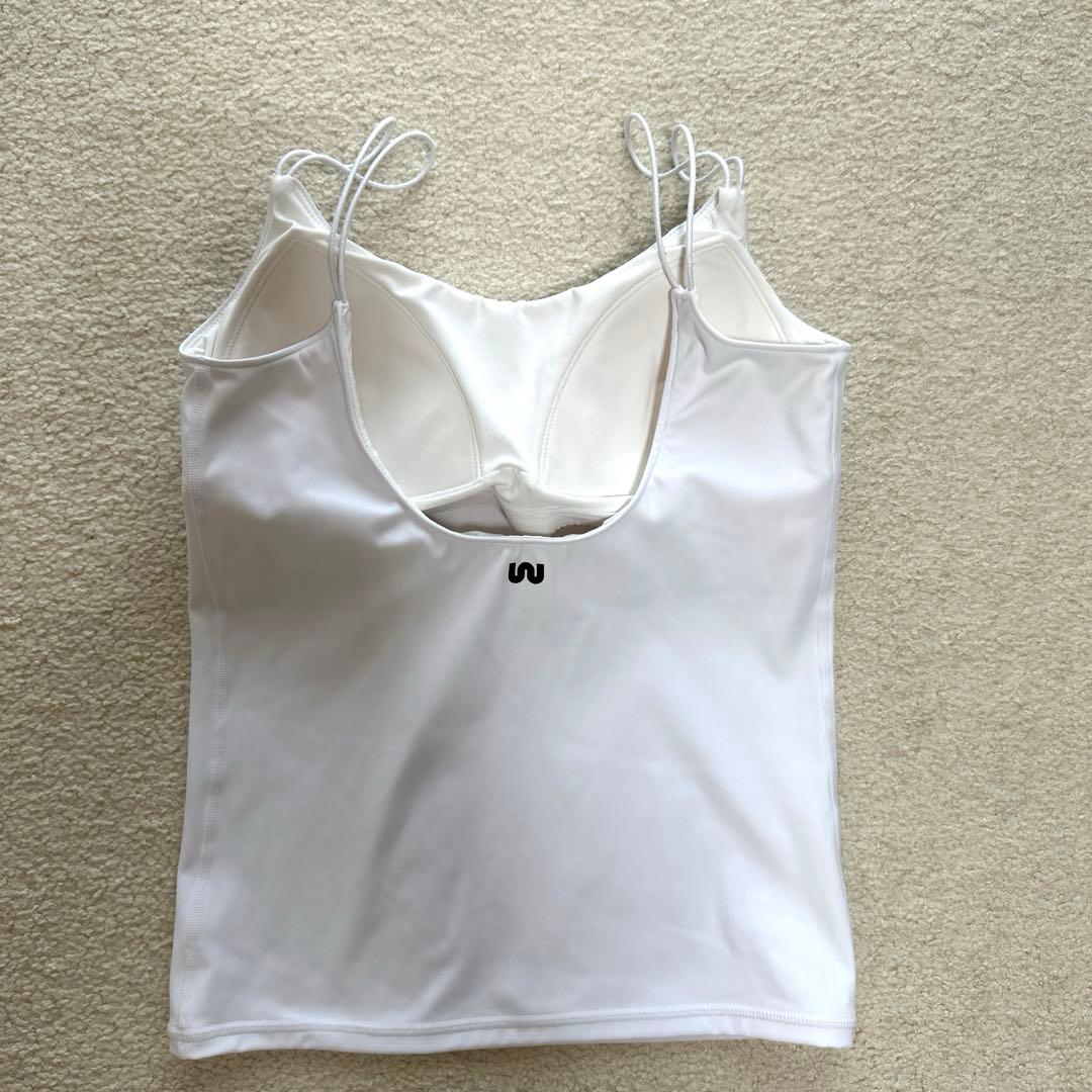 Werthy 野沢和香　ESSENTIAL YOGA TOP