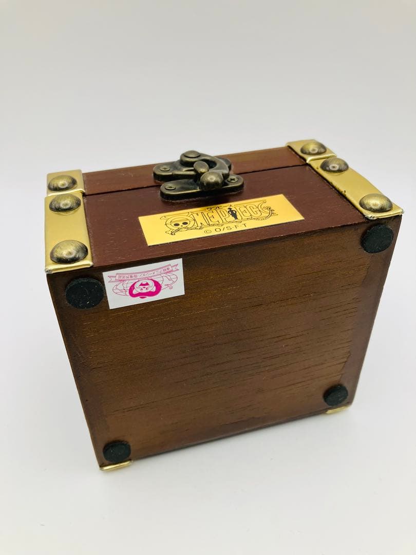 ワンピース 10周年 公式ウォッチ 黄金の指針 ゴールデンポース　不動