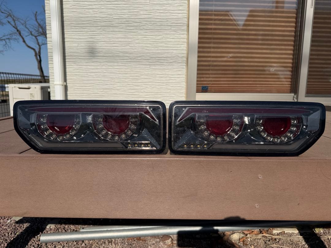 ジムニーJB64/74 クリスタルアイ製 バルカンLEDテールランプ スモーク