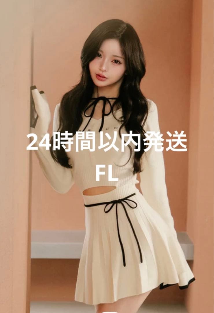 ダーリッチ ウエストオープンリボンデザインニットミニワンピース アイボリー FL