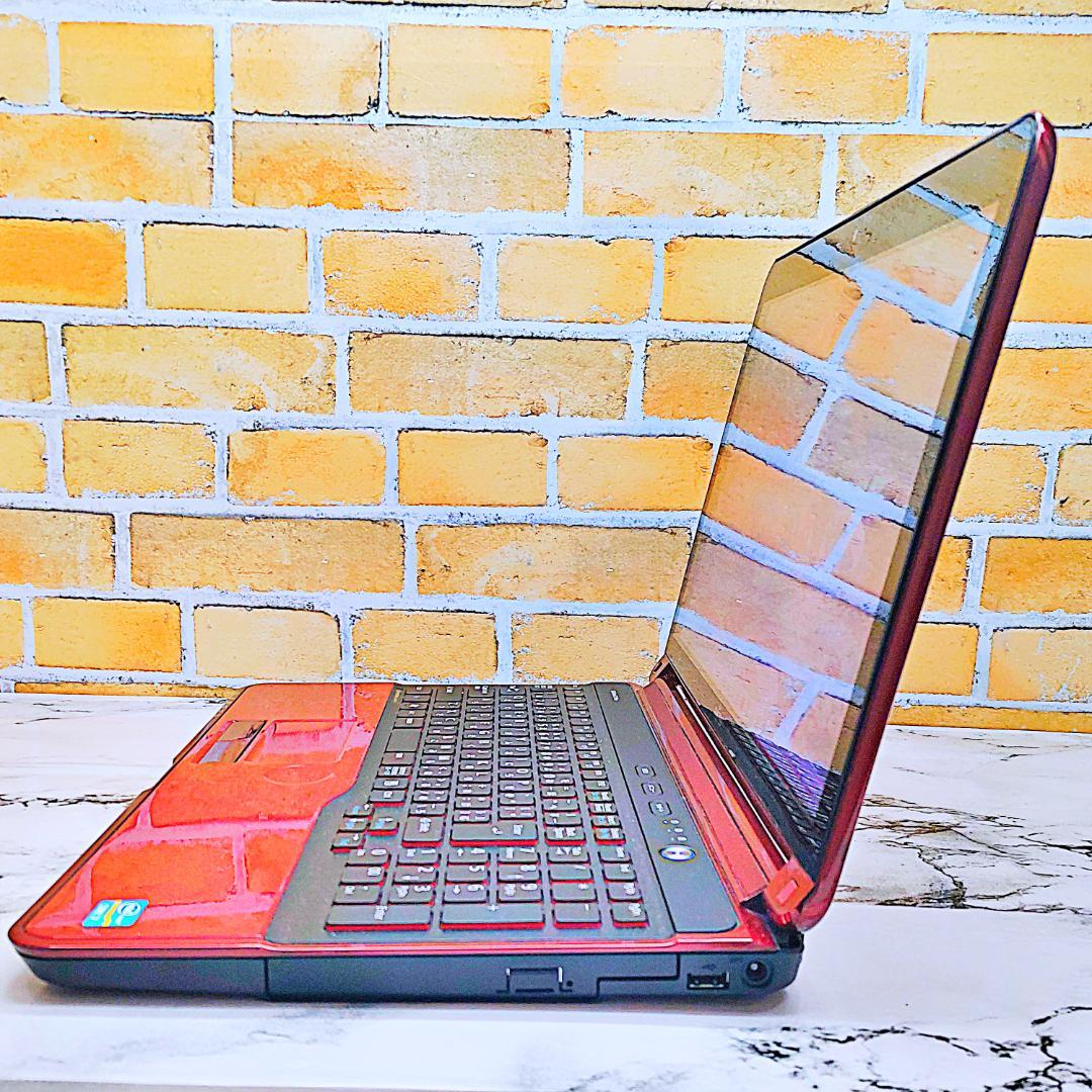 初心者さん向け簡単ノートパソコン❤️爆速SSD❤️メモリ8G✨ハイスぺPC☘️