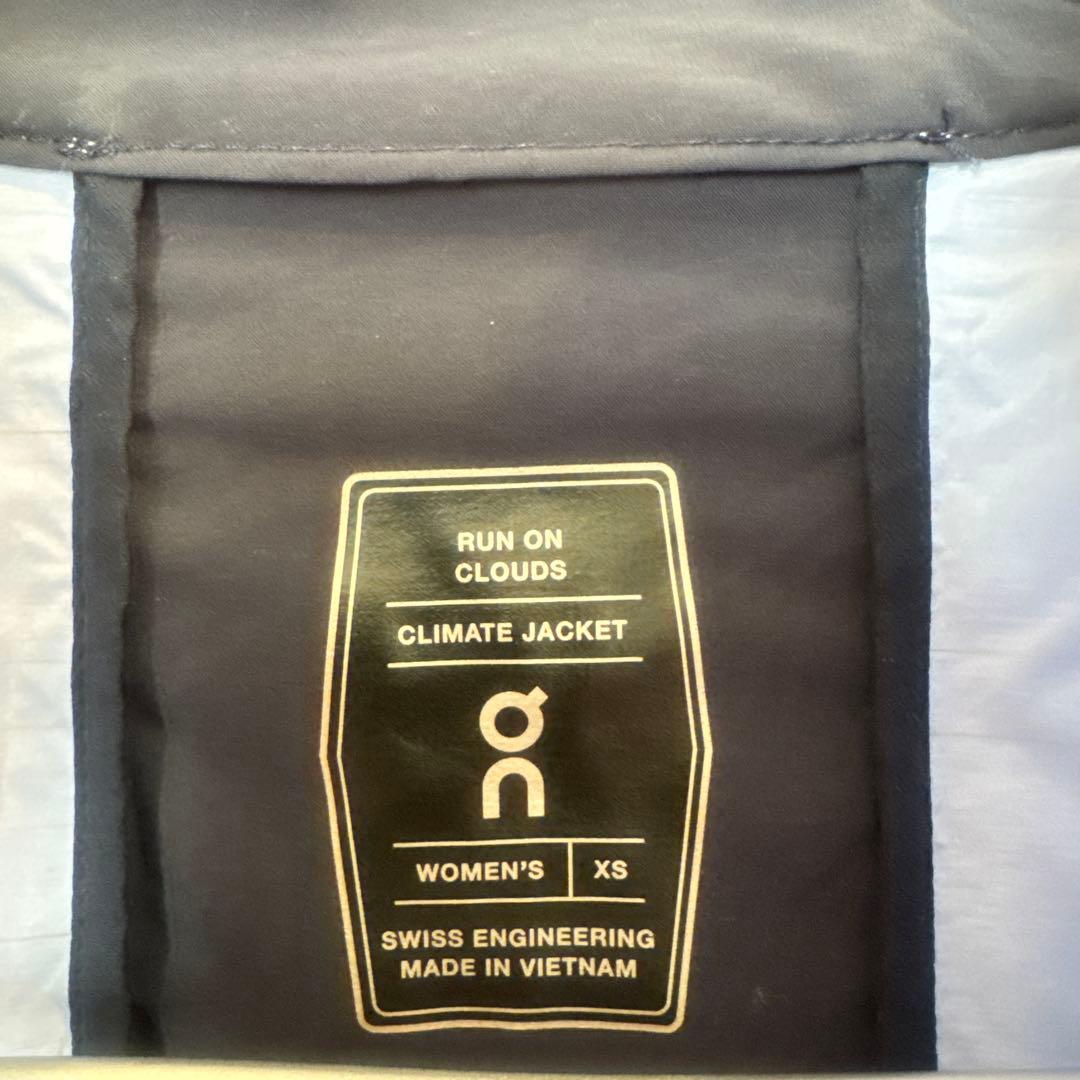 ウォーキング・ランニングウェア ON RUNNING CLIMATE WOMEN'S JACKET&TIGHTS