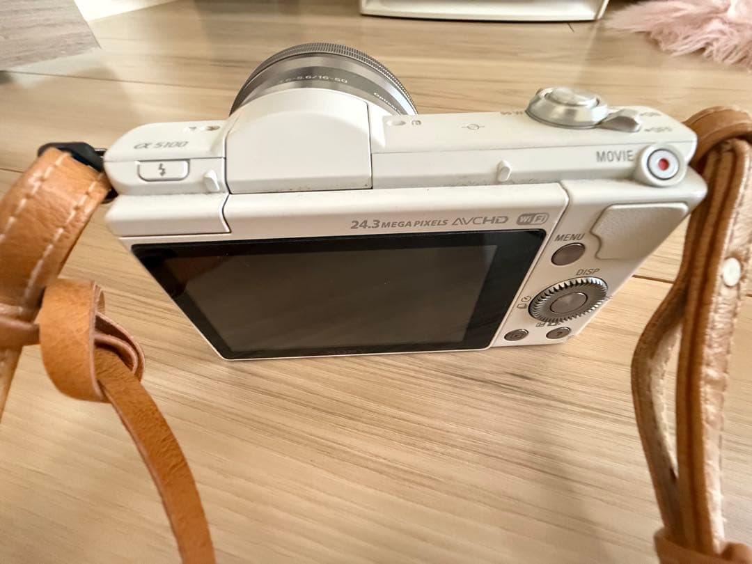 【美品】SONY α5100 ホワイト ミラーレス一眼レフ カメラ α